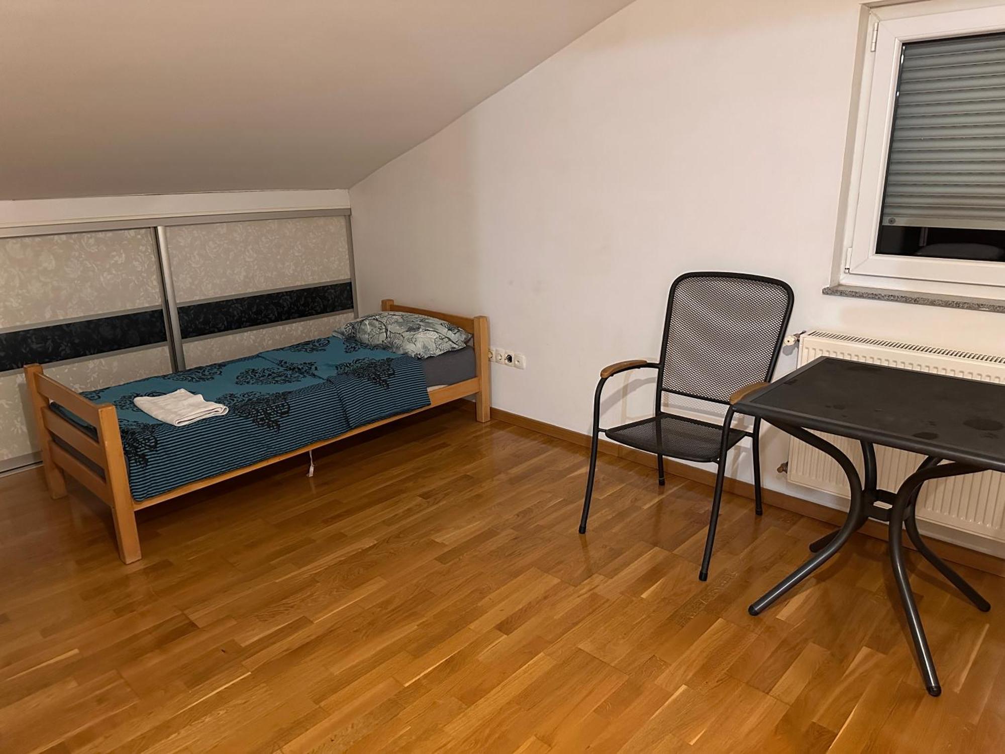 Rooms Near The Airport SJJ Exteriér fotografie