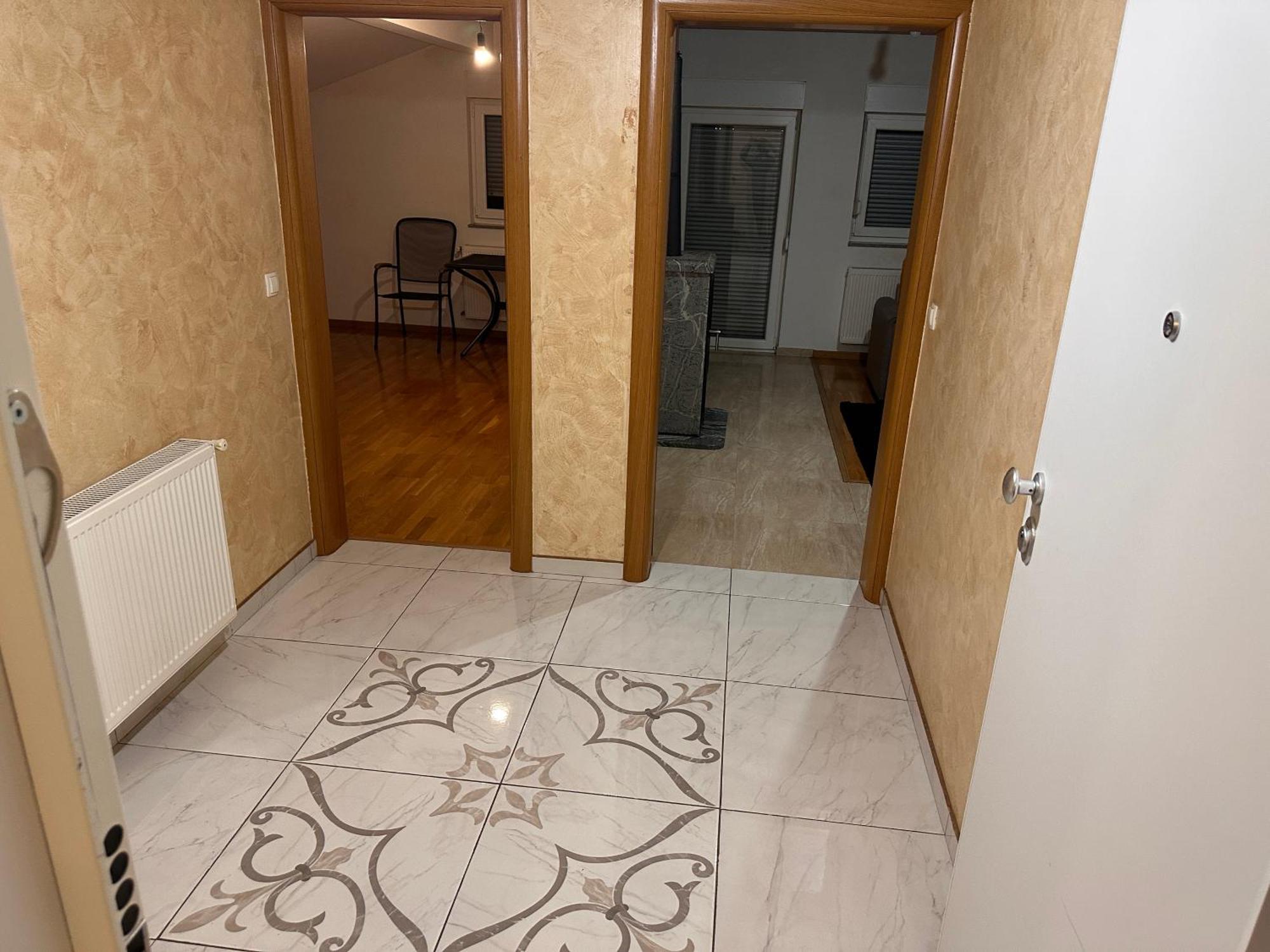 Rooms Near The Airport SJJ Exteriér fotografie